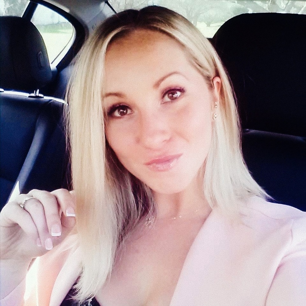 Meet your Posher, Samantha